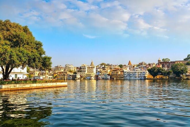 Udaipur-City-And-Lake-Pichola