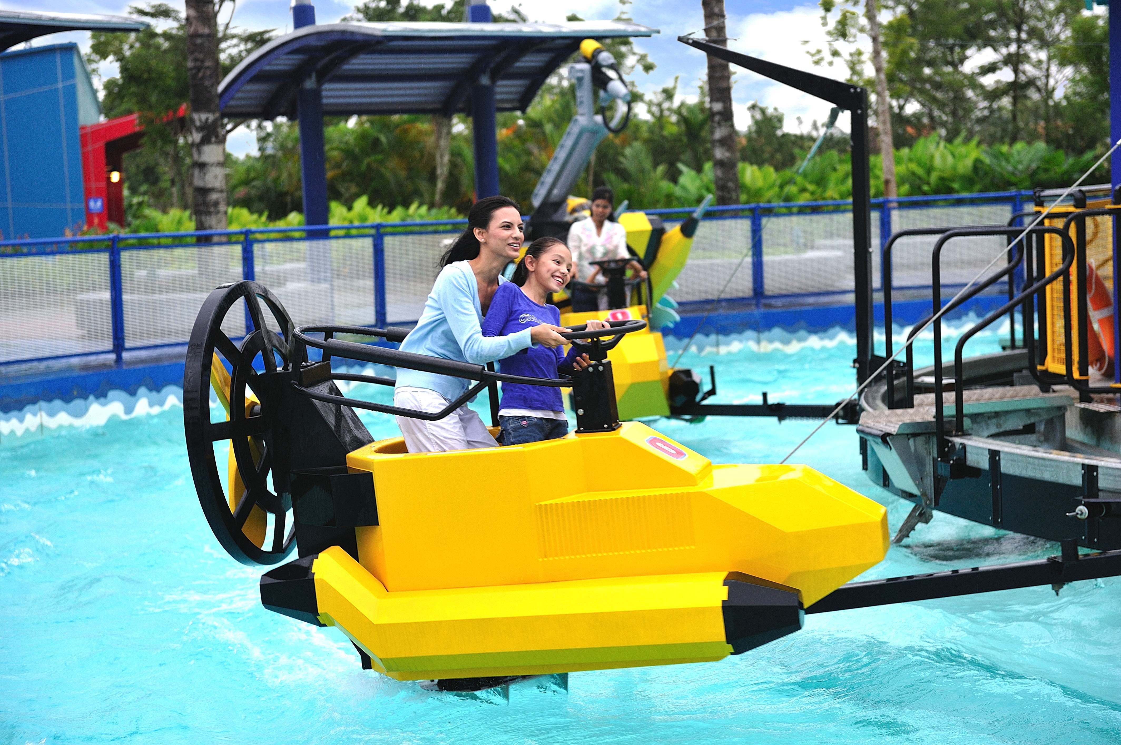 Legoland Park Dubai Ticket with Daytur