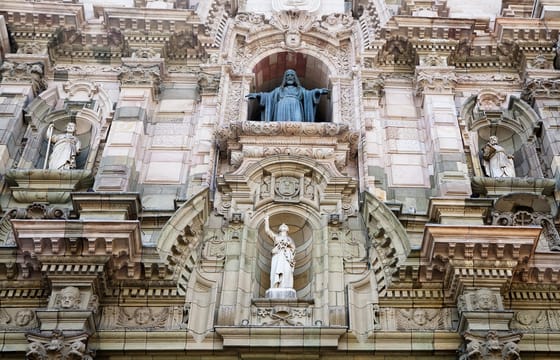 The Magic of the Sacred Valley – 7 Days: Lima, Cusco, Maras, Machu Picchu, French-speaking guide