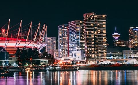 Private Vancouver City Highlights Tour with Capilano Bridge Visit