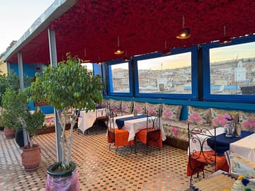 Birthday Celebration Tour with Lunch in Fez and Azrou