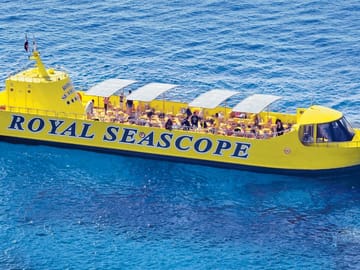 Semi-Submarine Tour of Red Sea Marine Life in Hurghada