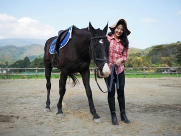 Horse Lesson+Riding+Doikham holy temple.Chiangmai