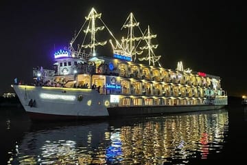 Ho Chi Minh City Night Tour by Double-Decker Bus and Cruise