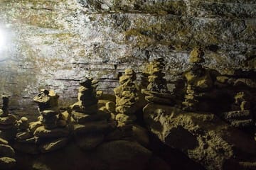 Half Day Tour of Pokhara's Bindabasini Temple and Mahendra Cave
