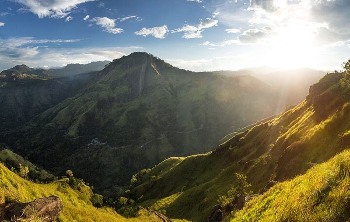 Ella Day Tour with Tea Factory Visit From Colombo or Negombo