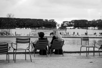 Professional Photoshoot in Jardin des Tuileries, Paris