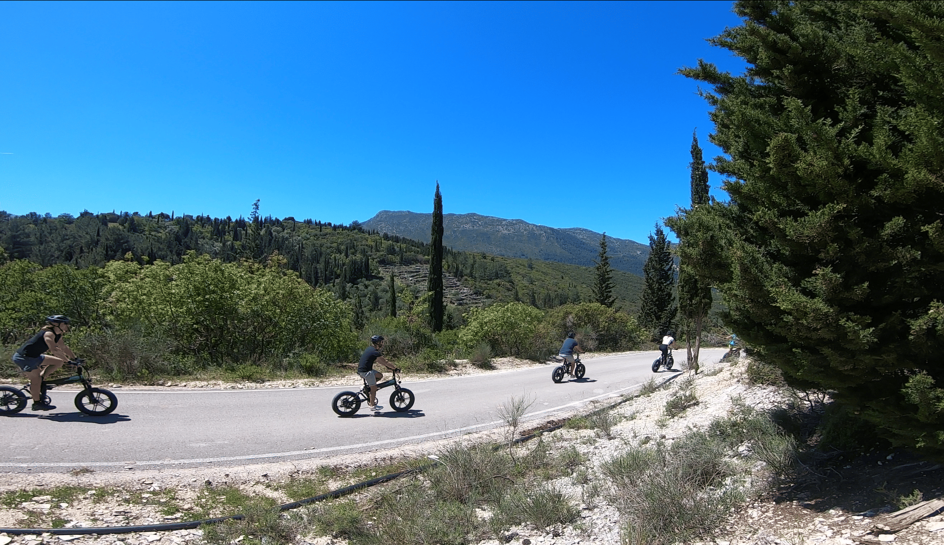 E-bike Guided Tour Lefkada - Moving