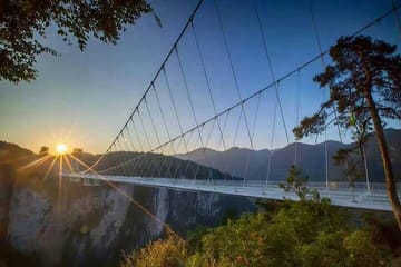Zhangjiajie Day Tour: Glass Bridge and Tianmen Mountain