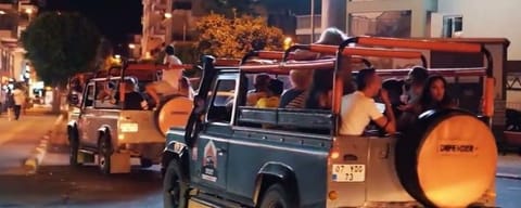 Alanya Night Jeep Safari with Sunset and Boat Trip with Dinner