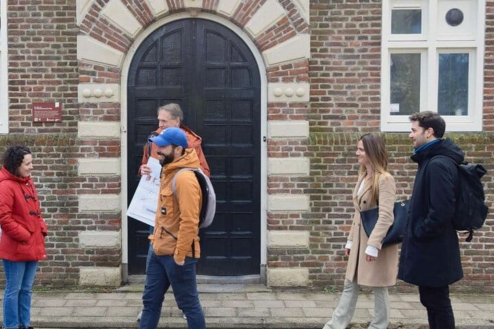 2 Hours Walking Tour Throughout History and Highlights of Hoorn