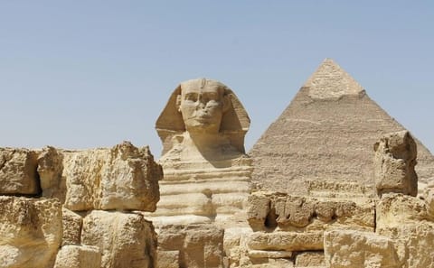 Cairo and Giza Day Tour with Nile Boat Ride from Hurghada