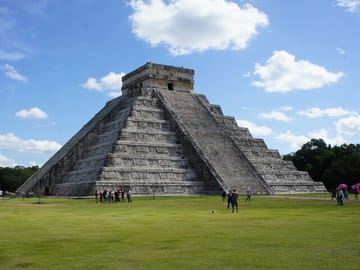 Full-Day Chichen-Itza, Coba, Tulum, cenote small group tour with lunch.