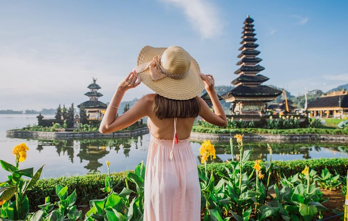 Private Full-Day West Bali Tour with Waterfall Visit