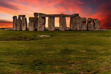 20-Day England, Scotland, and Ireland Guided Tour from London