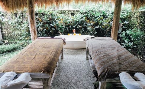 Private Floating Breakfast and Spa Experience in Ubud
