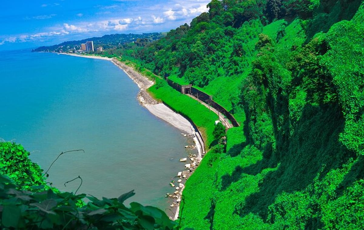 Private Sightseeing Tour from Batumi to Mtirala and Botanical garden