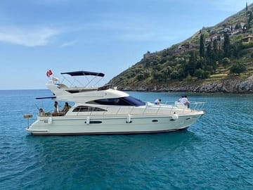 Private Yacht Tour Along Antalya's Stunning Coastline