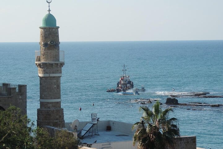 30 Minutes Sightseeing Cruise of Tel Aviv Coast Line with Music 4