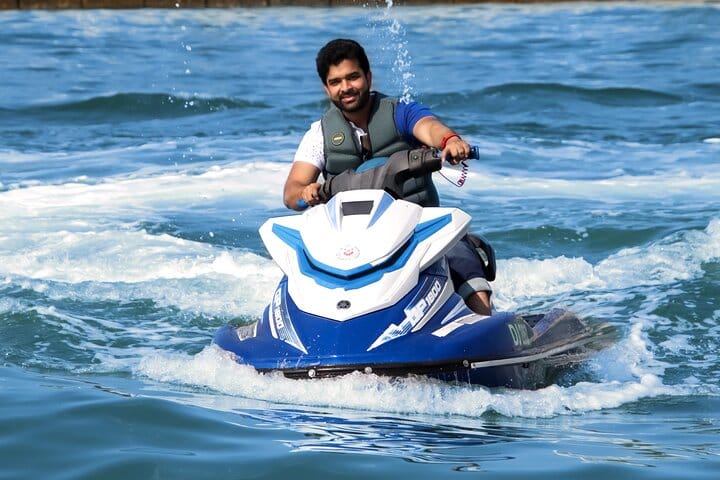 Dubai: Jet Ski Adventure on the Beach 4