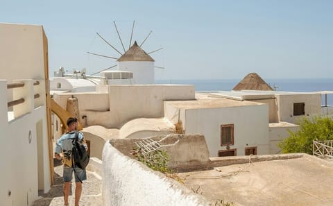 Oia Photography Experience: Capture Santorini's Beauty