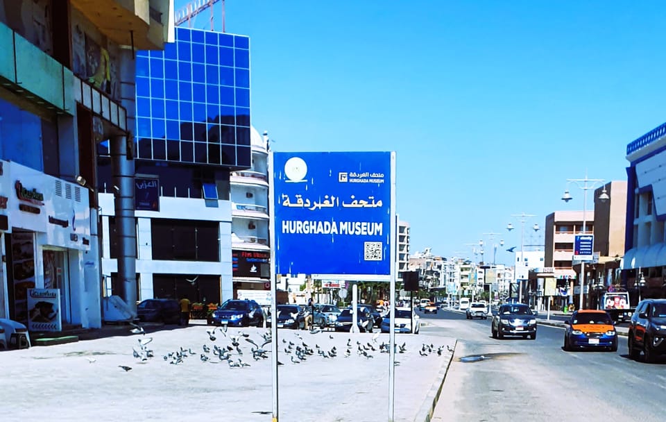Hurghada City Exploration and Shopping Tour with Lunch