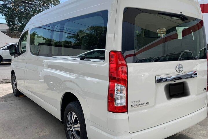 Puntacana airport (suv) roundtrip -Puntacana AirPort to Bayahibe