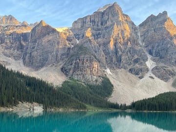 Sunset Tour of Moraine Lake from Calgary and Banff