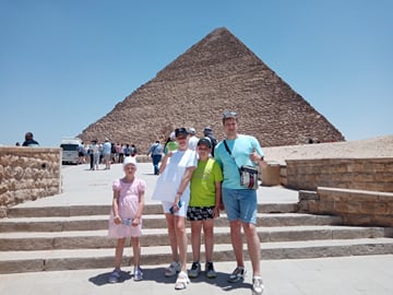 Private Cairo Tour from Hurghada: Pyramids, GEM & Optional Balloon Ride