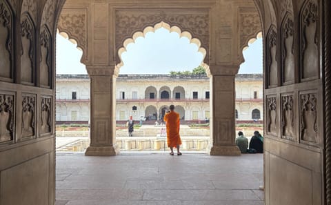 Taj Mahal & Agra Fort Group Tour from Delhi – Same Day