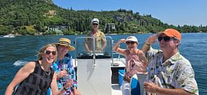 Private boat tour with wine and fish aperitif from Garda