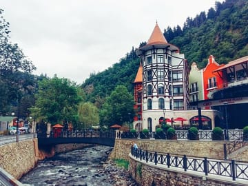 Private Day Trip to Borjomi and Rabati Castle