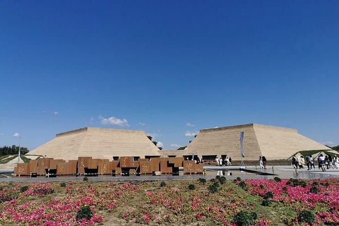 Full-Day Private Guided Tour in Hohhot with Lunch photo 3