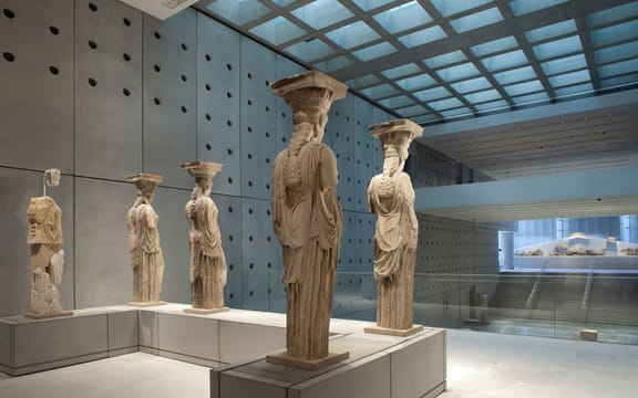 Private tour: Acropolis monuments, Parthenon walking tour with licensed tour guide 