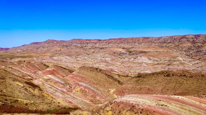 From Tbilisi: Rainbow Mountains - David Gareja - Semidesert - Lake photo 5