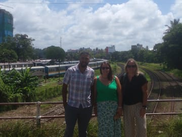 Tuk-Tuk Tour of Colombo's Cultural Landmarks and Markets