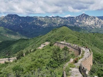Private Half-Day Walking Tour of Wild Huanghuacheng Great Wall