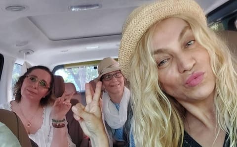 Enjoy a Fully Customizable 9Hour Private Tour ENG Speaking Driver