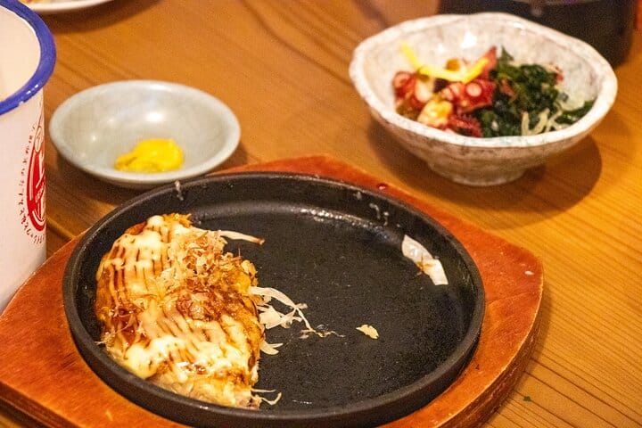 All-You-Can-Drink Bar Hopping Tour in Ueno