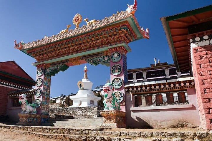 19 Days Mera Peak Climbing & Expedition – One Life-Changing Himalayan Adventure