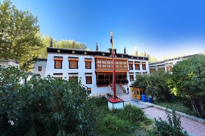 Leh- Transfers+Hotel+Sightseeing