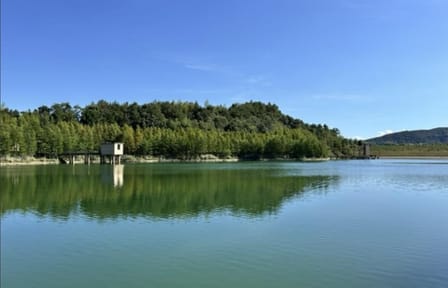 Hiking Day Trip on Meiwu Ancient Path and Lake near Shanghai