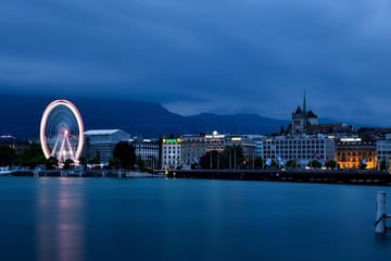 Guided Walking Tour of Geneva's Old Town and Cultural Sites