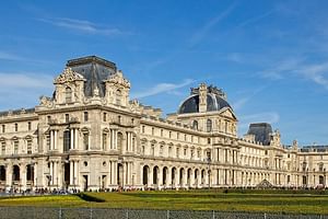 9 hours Paris VIP Private Tour with exclusive guide and driver both