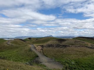 Sk&uacute;tusta&eth;ir craters