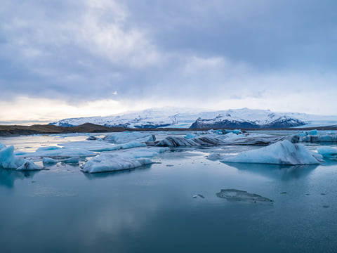 The ever changing beautiful glacier views at Jokulsarlon!