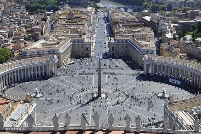 St. Peter' s square
