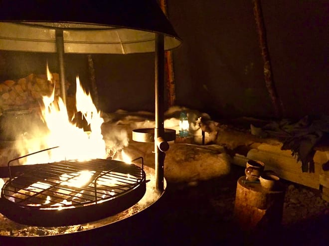 Aurora Picnic by Open Fire, 3 Hours 8