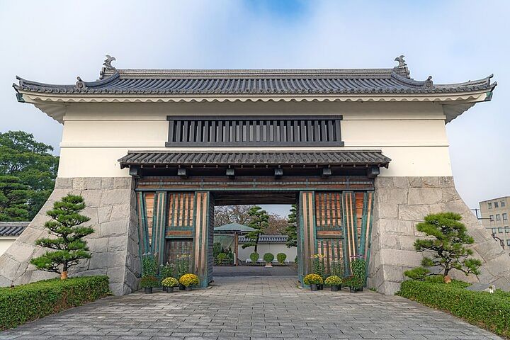 The East Garden of the Imperial Palace 2h Walking Tour