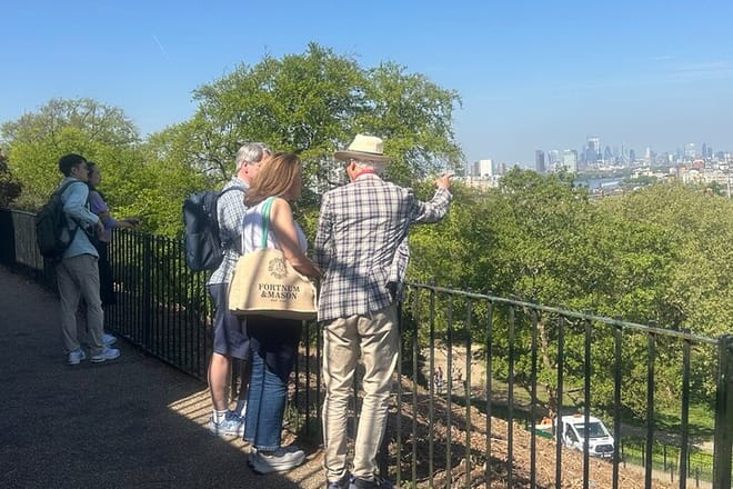Greenwich Private Black Cab Tour with Hotel Pick Up